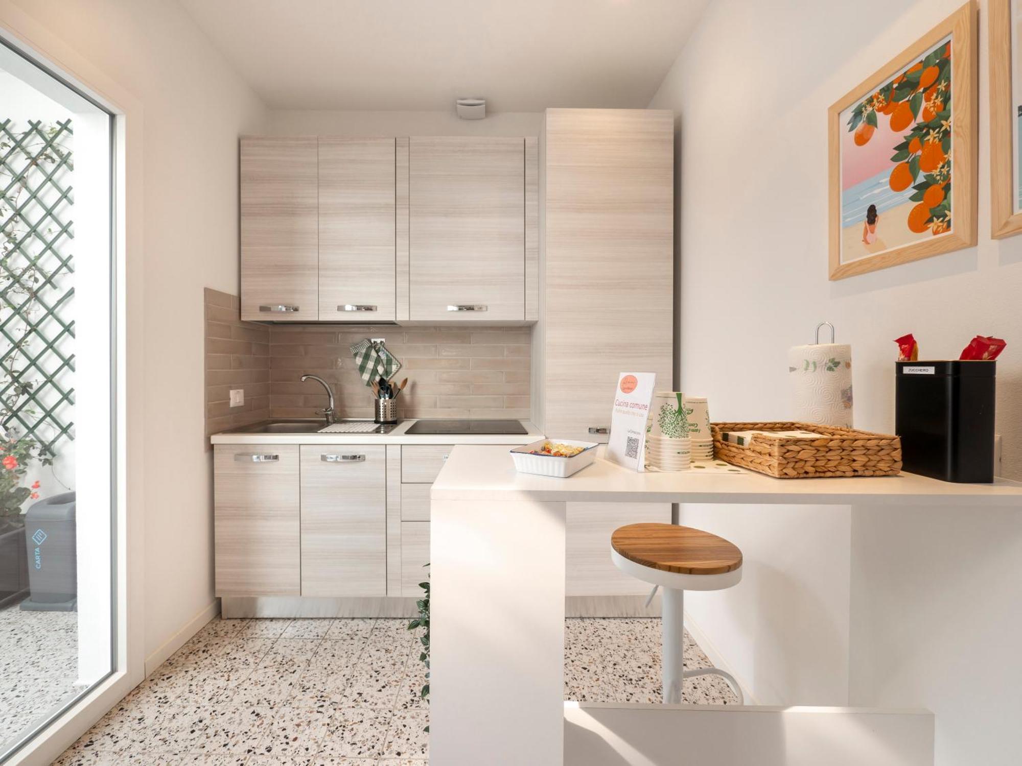 Zuara9room Bed & Breakfast